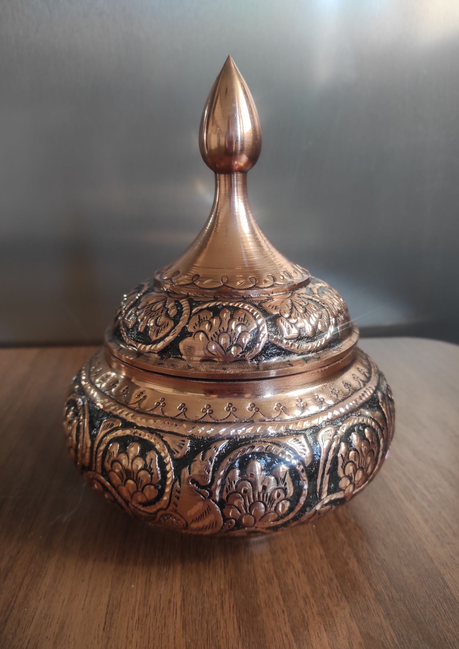 شکلات خوری سیاه قلم کارشده